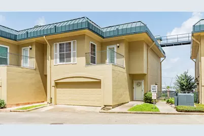 921 Marine Drive #105, Galveston, TX 77550 - Photo 2
