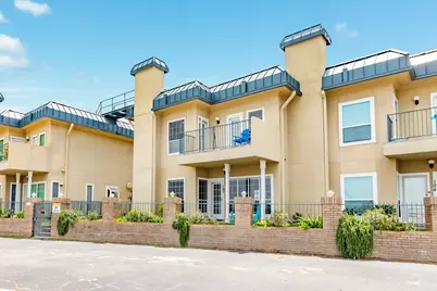 921 Marine Drive #105, Galveston, TX 77550 - Photo 4