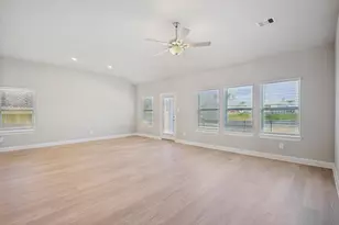 124 Bay Bridge Ct, Montgomery, TX 77316 - Photo 28