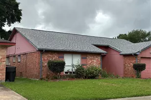 8315 Bee Meadow Ln, Houston, TX 77489 - Photo 6