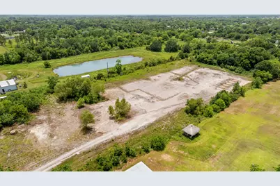 1403 Algoa Friendswood Road, Alvin, TX 77511 - Photo 16