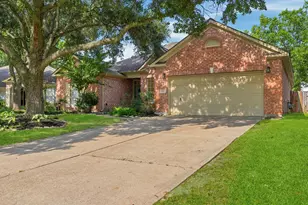 1211 Lamplight Trail Dr, Katy, TX 77450 - Photo 2