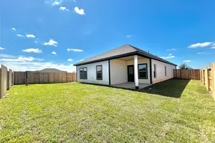 6111 Wildflower Flds Ct, Richmond, TX 77469 - Photo 6