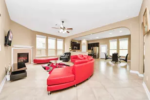 2026 Baron Sky Ln, Richmond, TX 77469 - Photo 8