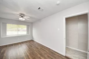 2405 Pickerton Dr, Deer Park, TX 77536 - Photo 36