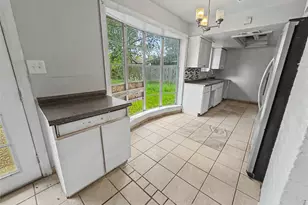 5003 Live Oak Dr, Dickinson, TX 77539 - Photo 8