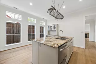 2518 Sheridan St, Houston, TX 77030 - Photo 10