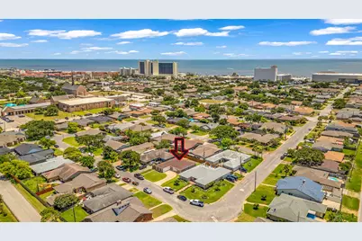 5611 Palm Circle, Galveston, TX 77551 - Photo 40