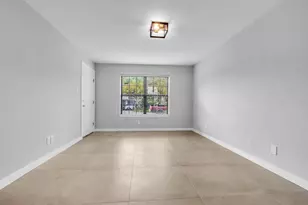 606 Marshall St, Houston, TX 77006 - Photo 8