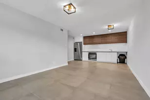 606 Marshall St, Houston, TX 77006 - Photo 10