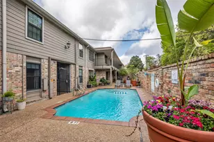 606 Marshall St, Houston, TX 77006 - Photo 22
