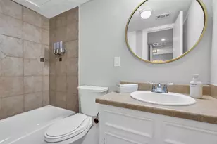 606 Marshall St, Houston, TX 77006 - Photo 18