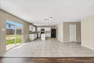 503 Pine Cluster Ct, Conroe, TX 77301 - Photo 2