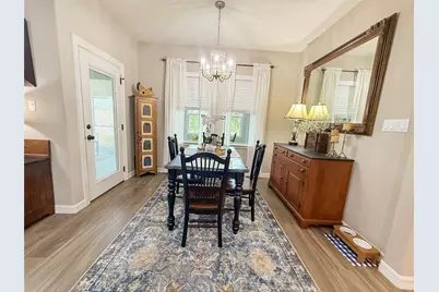 429 Twin Lakes Boulevard W, West Columbia, TX 77486 - Photo 14