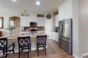 429 Twin Lakes Blvd W, West Columbia, TX 77486 - Photo 16