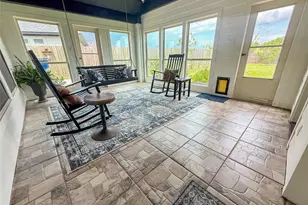 429 Twin Lakes Blvd W, West Columbia, TX 77486 - Photo 4