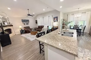 429 Twin Lakes Blvd W, West Columbia, TX 77486 - Photo 12