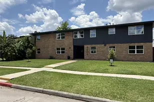 8806 Ilona Ln, Houston, TX 77025 - Photo 1