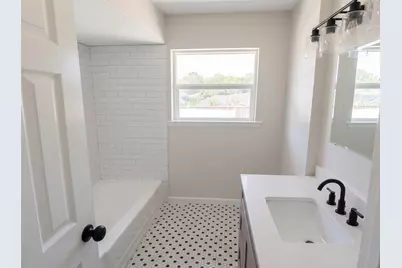 8806 Ilona Lane #1, Houston, TX 77025 - Photo 2