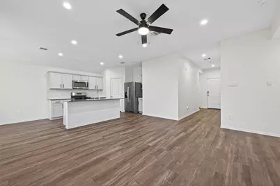 11933 Summer Oak Trail, Willis, TX 77318 - Photo 6