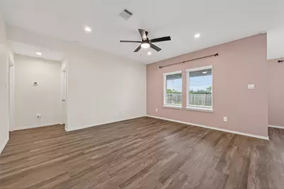 11933 Summer Oak Trail, Willis, TX 77318 - Photo 8