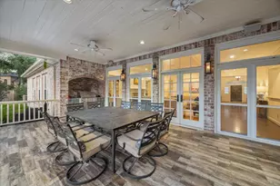 223 Heritage Oaks Ln, Houston, TX 77024 - Photo 28