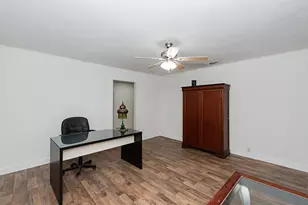 6811 Cemetary Rd, Manvel, TX 77578 - Photo 10