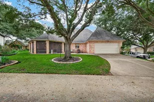 4607 Lake Village Dr, Weston Lakes, TX 77441 - Photo 34