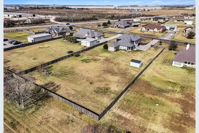 4118 Landon Lane, Baytown, TX 77523 - Photo 38