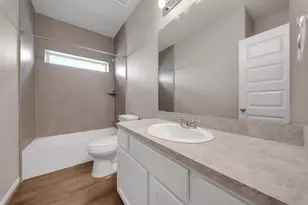 411 Walnut Branch Dr, Baytown, TX 77523 - Photo 16