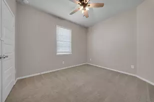 411 Walnut Branch Dr, Baytown, TX 77523 - Photo 14