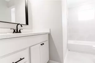 3402 Pecan Grove Dr, Baytown, TX 77521 - Photo 8