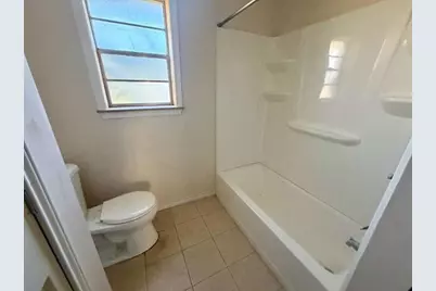 13595 Leaning Oaks Drive, Beaumont, TX 77713 - Photo 10