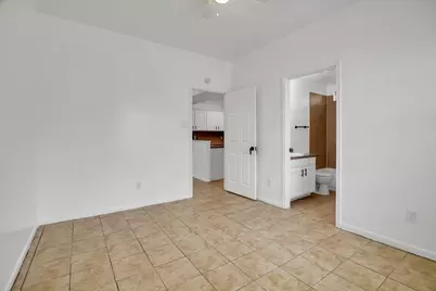 6933 Liverpool Street, Houston, TX 77021 - Photo 12