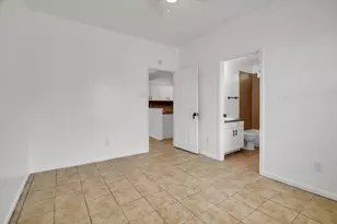 6933 Liverpool St, Houston, TX 77021 - Photo 12