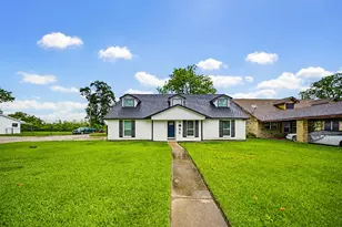 6215 Great Oaks Dr, Houston, TX 77050 - Photo 2