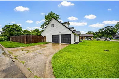 6215 Great Oaks Drive, Houston, TX 77050 - Photo 6