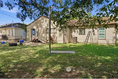 6038 Belmark Street, Houston, TX 77033 - Photo 14