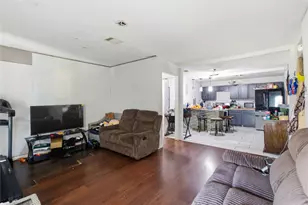 6038 Belmark St, Houston, TX 77033 - Photo 4