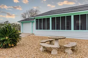 837 Wightman St, Matagorda, TX 77457 - Photo 40