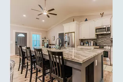 837 Wightman Street, Matagorda, TX 77457 - Photo 6