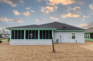 837 Wightman St, Matagorda, TX 77457 - Photo 42