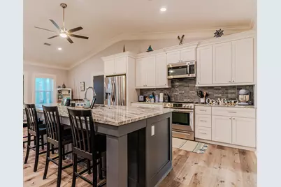 837 Wightman Street, Matagorda, TX 77457 - Photo 10