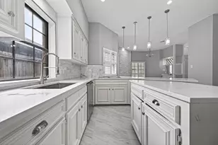 206 Mill Trail Dr, Sugar Land, TX 77498 - Photo 14