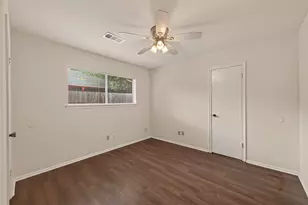 8807 Langdon Ln, Houston, TX 77036 - Photo 28