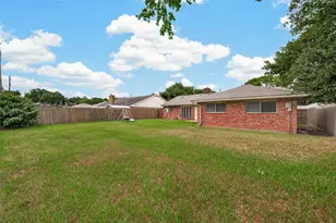 8807 Langdon Ln, Houston, TX 77036 - Photo 44
