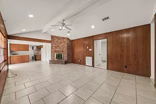 8807 Langdon Ln, Houston, TX 77036 - Photo 12