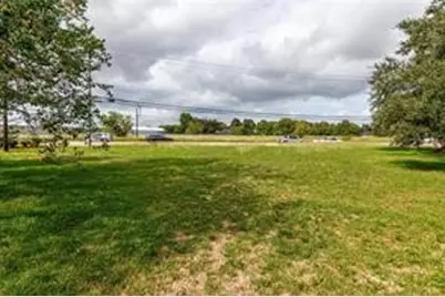 520 Fm 517 Road W, Dickinson, TX 77539 - Photo 10