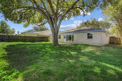 10403 Stockman Lane, Sugar Land, TX 77498 - Photo 18