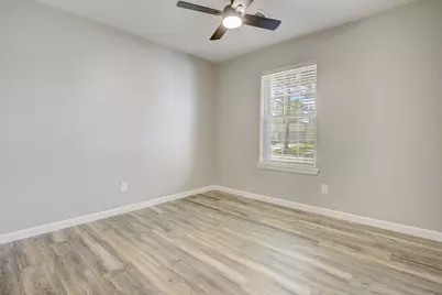 10403 Stockman Lane, Sugar Land, TX 77498 - Photo 16